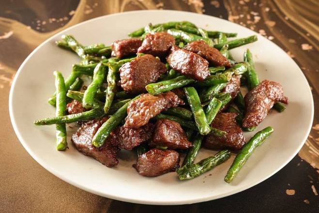 Sauteed Fillet Steak with Black Pepper黑椒牛柳粒